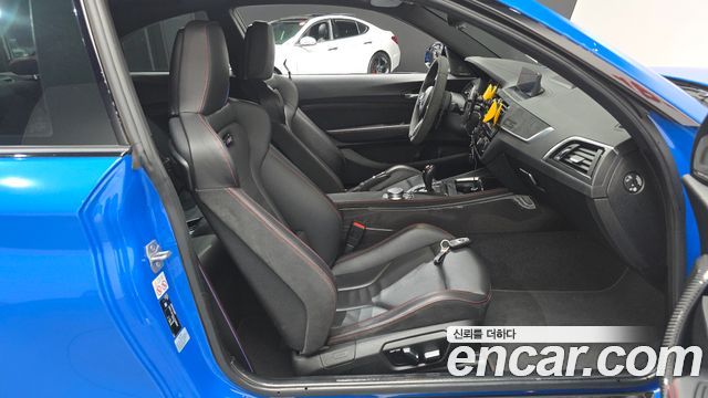 BMW M2 2020 — photo 17