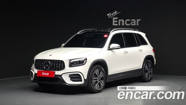 Mercedes-Benz GLB-Class 2024 — photo 1