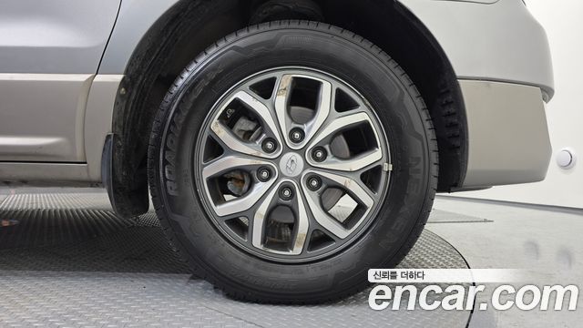 Hyundai Starex 2017 — photo 7