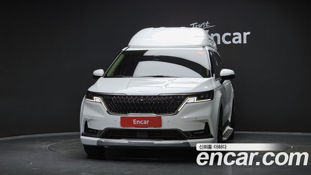 Kia Canival 2022 — photo 3