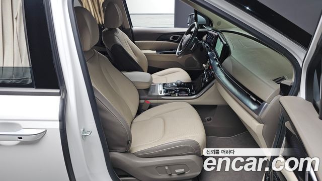 Kia Canival 2022 — photo 10