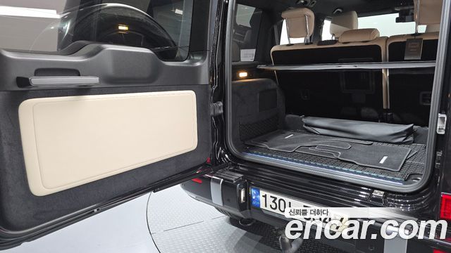 Mercedes-Benz G-Class 2021 — photo 26