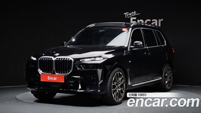 BMW X7 2025 — photo 1