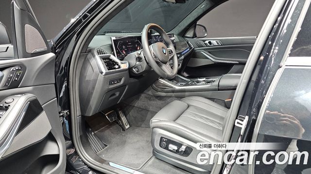 BMW X7 2025 — photo 13