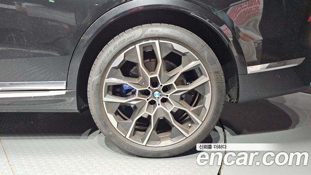 BMW X7 2025 — photo 7