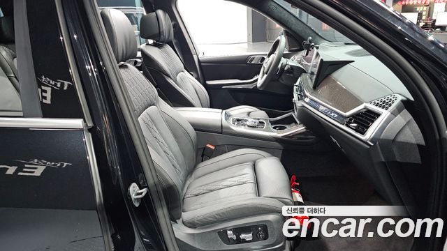BMW X7 2025 — photo 16