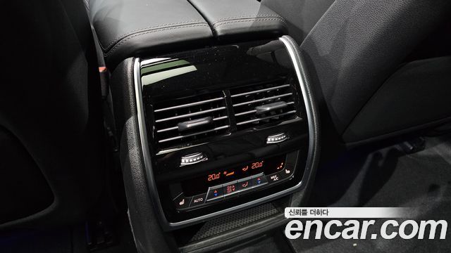 BMW X7 2025 — photo 34