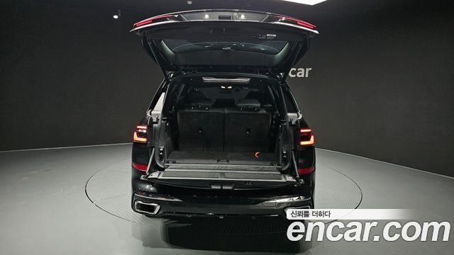 BMW X7 2025 — photo 35