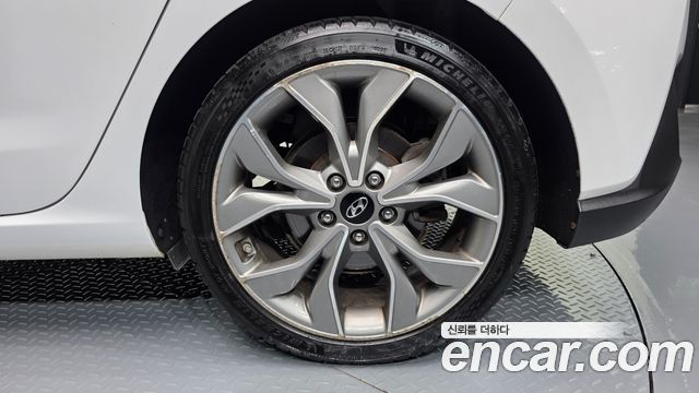 Hyundai i30 2020 — photo 7