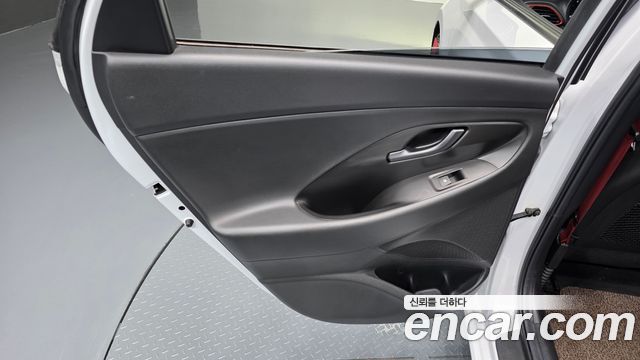 Hyundai i30 2020 — photo 15