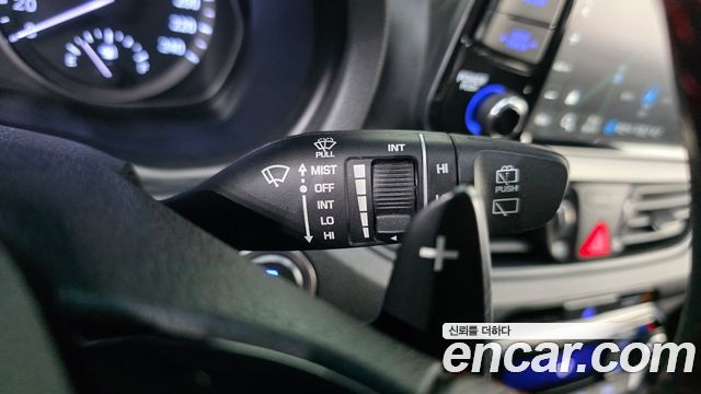 Hyundai i30 2020 — photo 27
