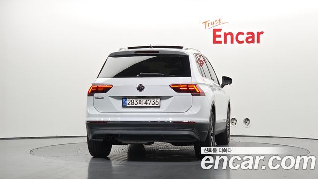 Volkswagen Tiguan 2020 — photo 4