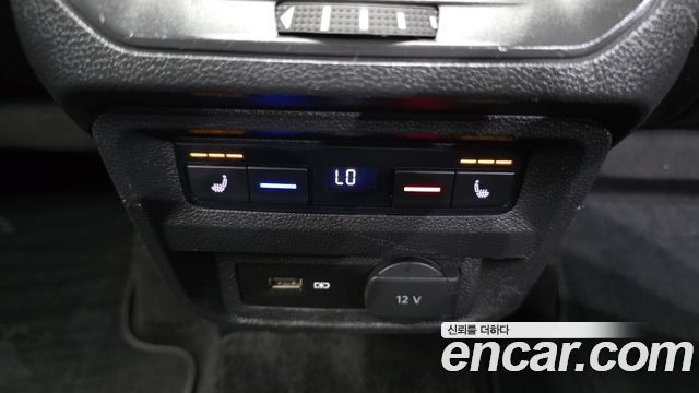Volkswagen Tiguan 2020 — photo 25
