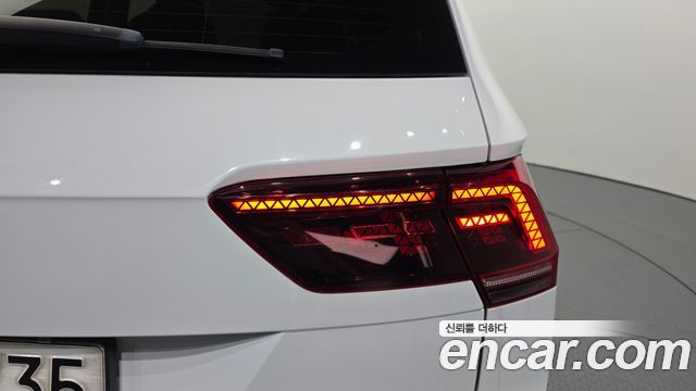 Volkswagen Tiguan 2020 — photo 9