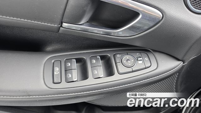 Hyundai Sonata 2023 — photo 26