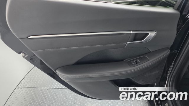 Hyundai Sonata 2023 — photo 15