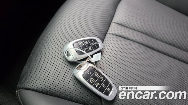 Hyundai Sonata 2023 — photo 27
