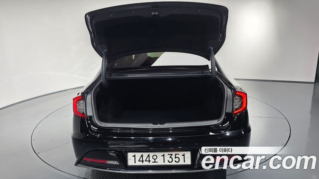 Hyundai Sonata 2023 — photo 30