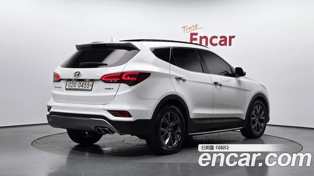 Hyundai Santafe 2017 — photo 2