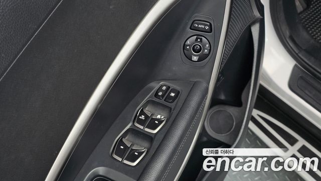 Hyundai Santafe 2017 — photo 25