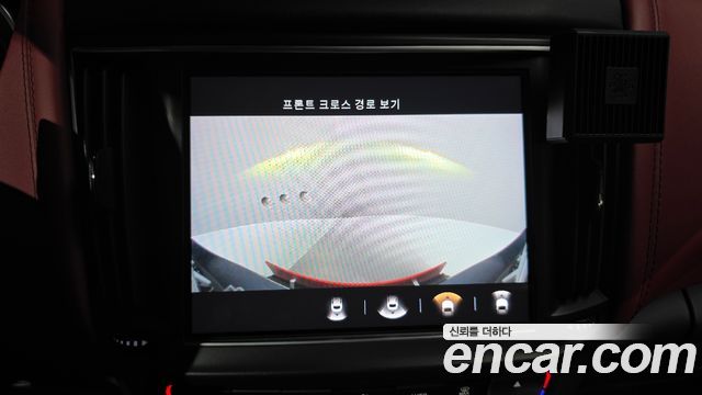 Maserati Levante 2022 — photo 23