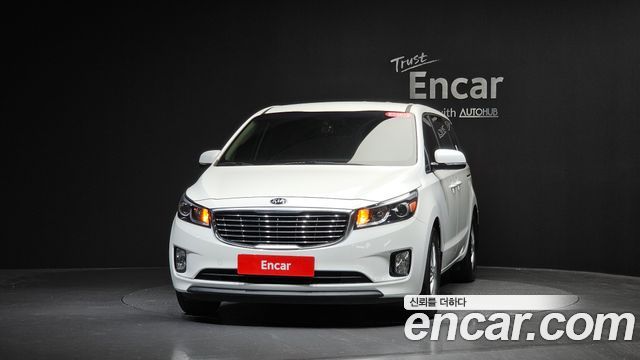 Kia Canival 2017 — photo 3