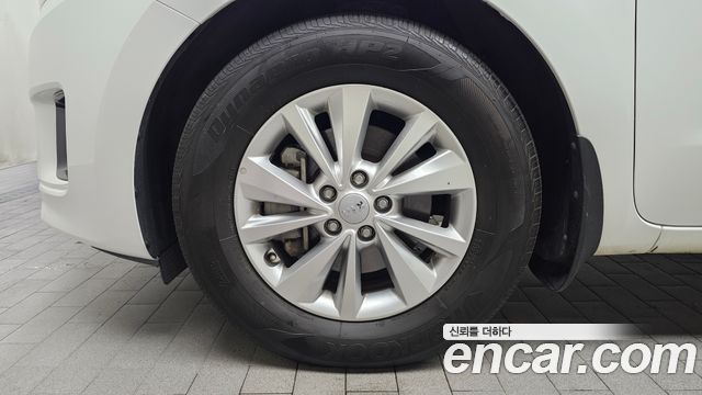 Kia Canival 2017 — photo 5