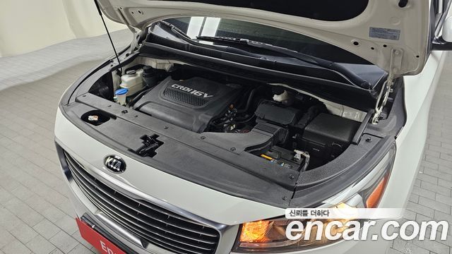 Kia Canival 2017 — photo 6