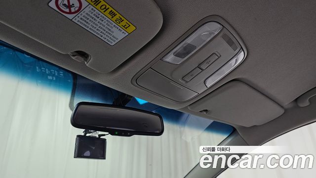 Kia Canival 2017 — photo 25