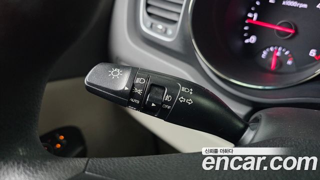 Kia Canival 2017 — photo 30