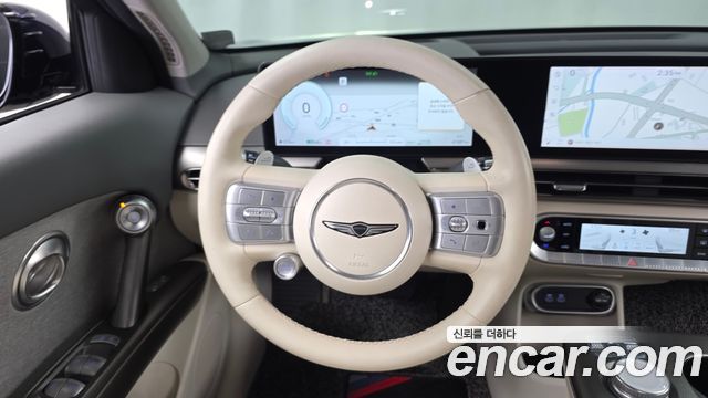 Genesis GV60 2023 — photo 13
