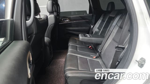 Jeep Cherokee 2017 — photo 18