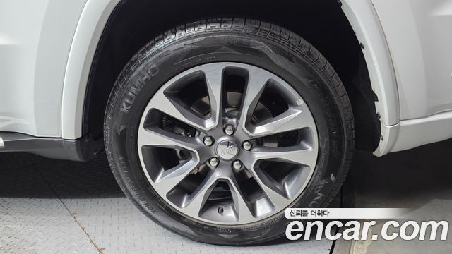Jeep Cherokee 2017 — photo 7