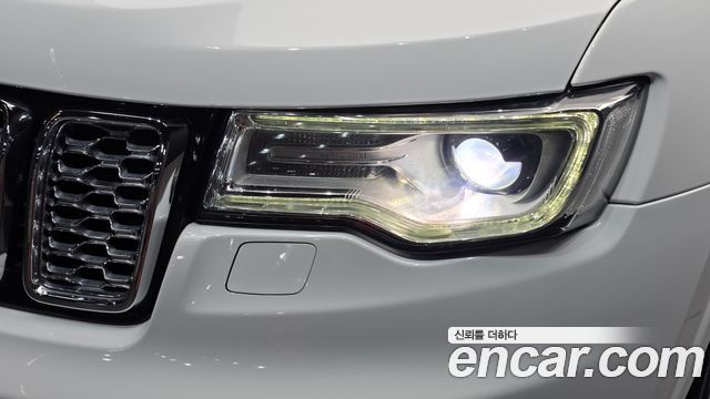 Jeep Cherokee 2017 — photo 8