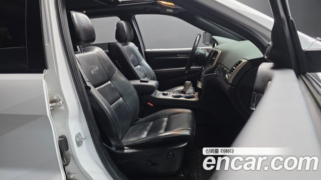 Jeep Cherokee 2017 — photo 16