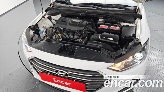 Hyundai AVANTE 2016 — photo 6