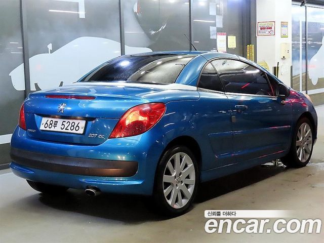 Peugeot 207 2009 — photo 11