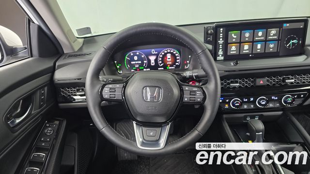Honda Accord 2025 — photo 18