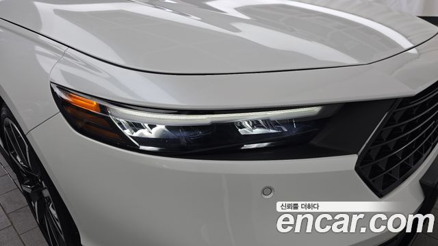 Honda Accord 2025 — photo 8