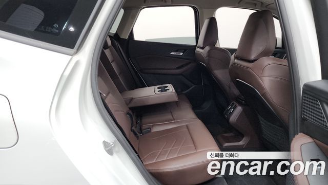BMW 2-Series 2024 — photo 11