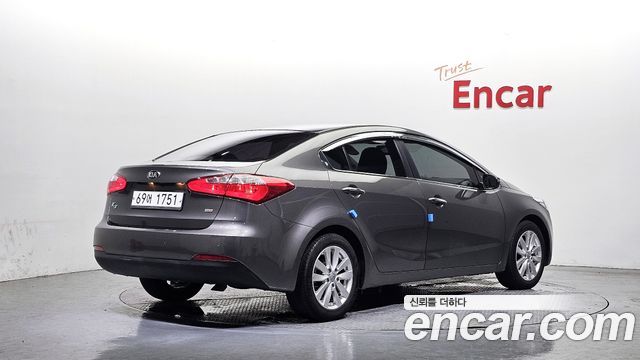 Kia K3 2013 — photo 2
