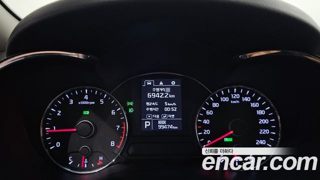 Kia K3 2013 — photo 11