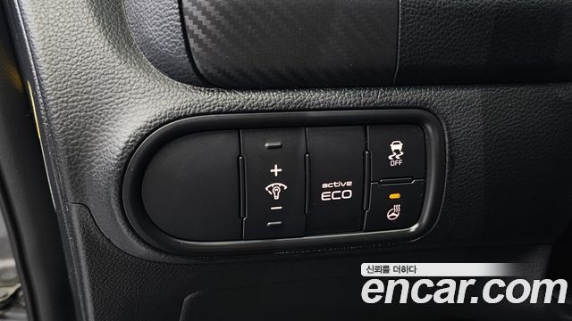 Kia K3 2013 — photo 26