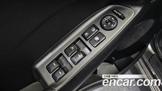 Kia K3 2013 — photo 27