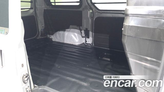 Hyundai Starex 2021 — photo 17