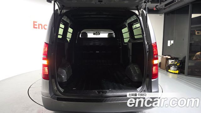 Hyundai Starex 2021 — photo 26