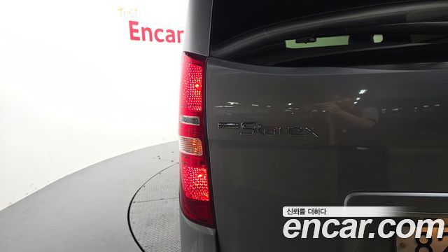 Hyundai Starex 2021 — photo 9