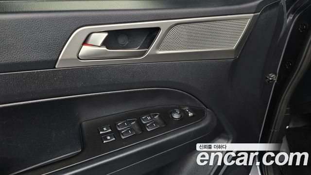KG Mobility Rexton 2019 — photo 19