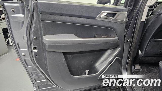 KG Mobility Rexton 2019 — photo 15