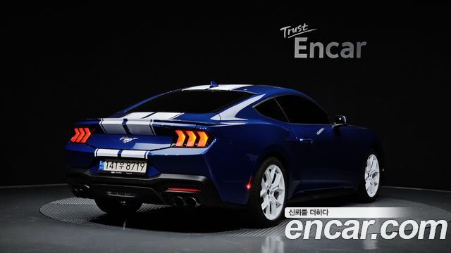Ford Mustang 2024 — photo 2